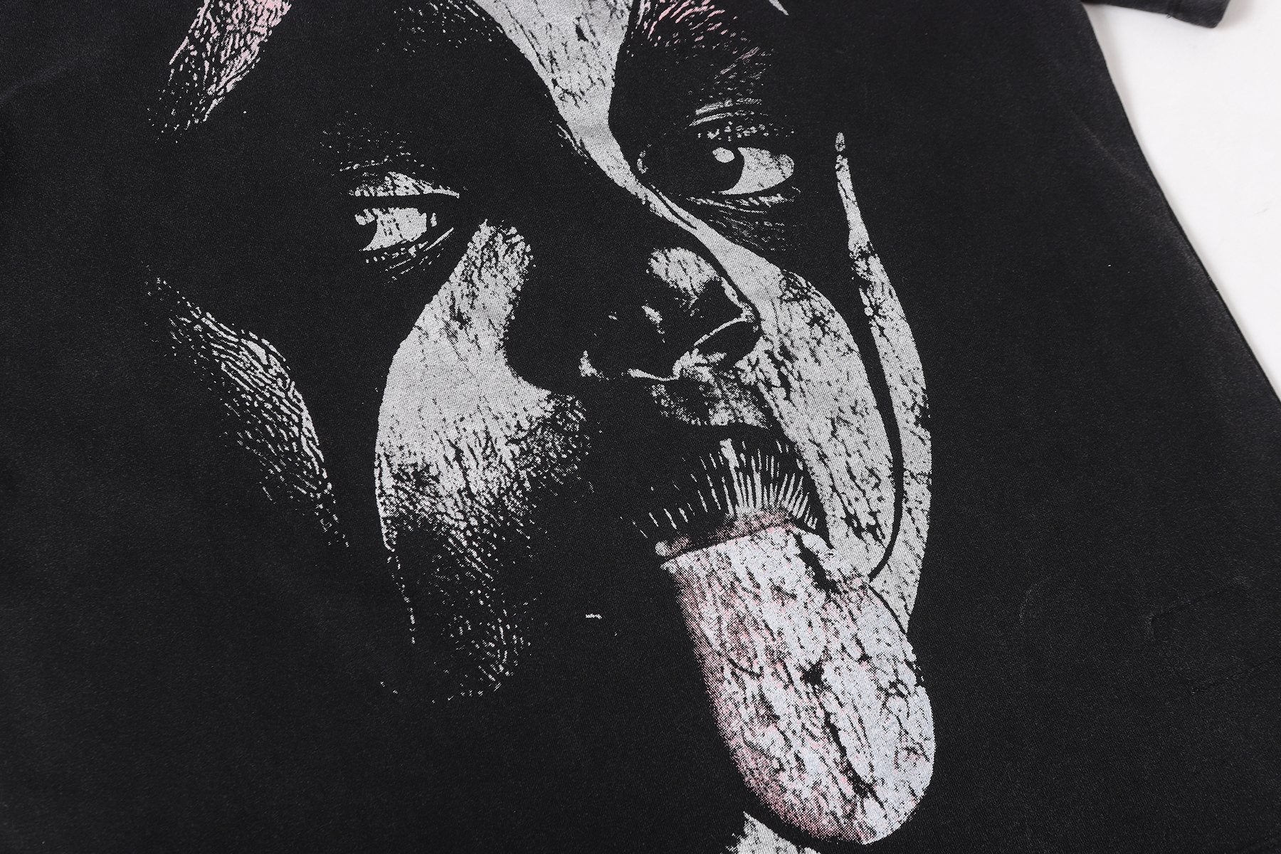 Hellstar Distressed Graphic T-Shirt — detail