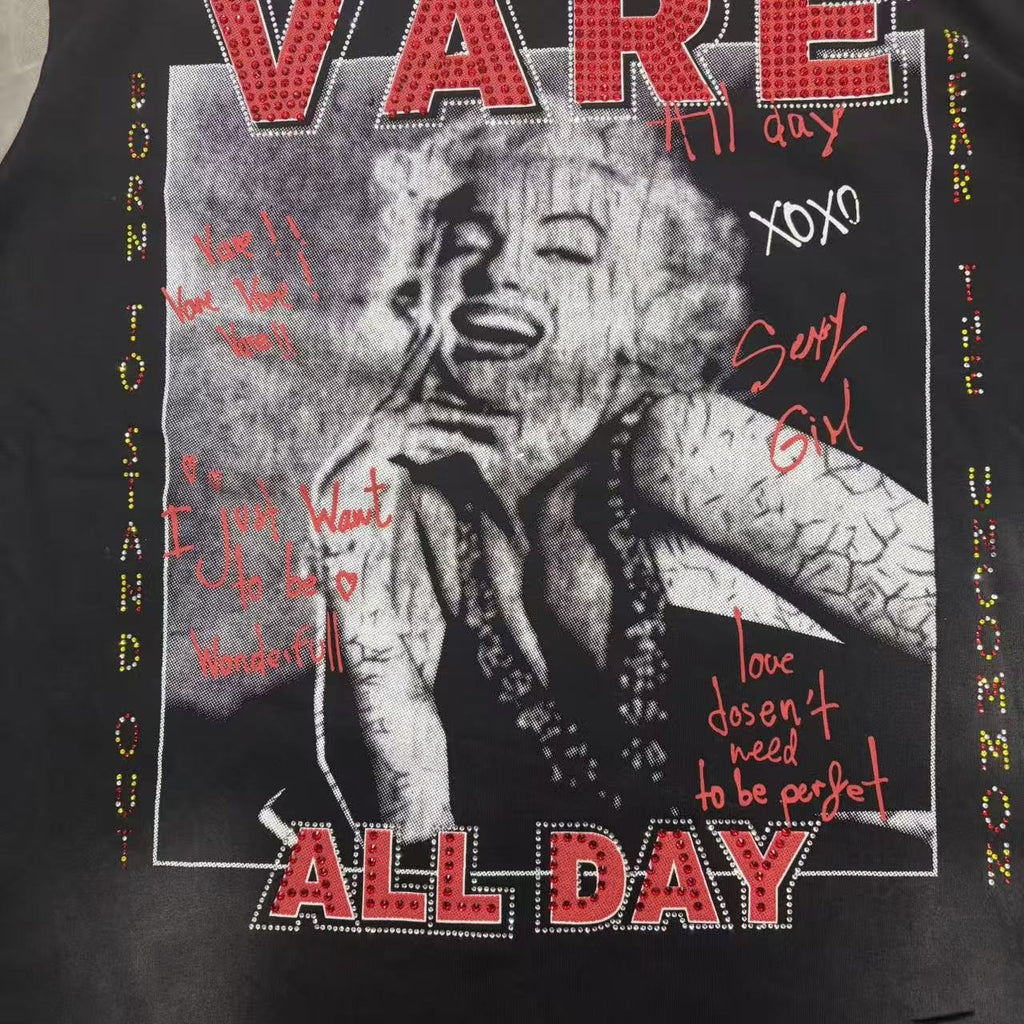 VARE ALL DAY Portrait Graphic Contrast-Sleeve T-Shirt — detail