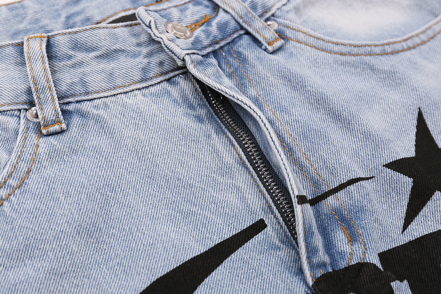Hellstar Light Blue Washed Graphic Jeans — detail