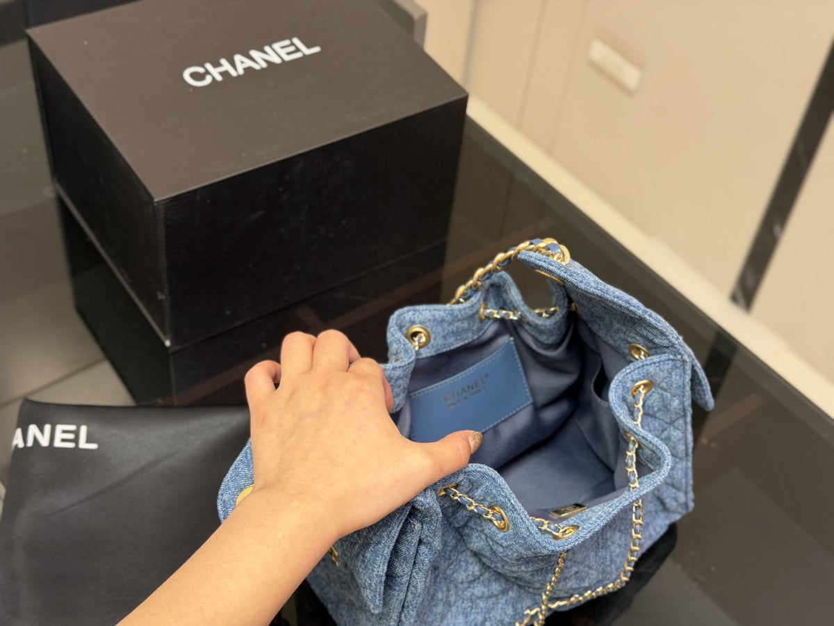 Chanel 25 Blue Quilted Hobo Bag — front