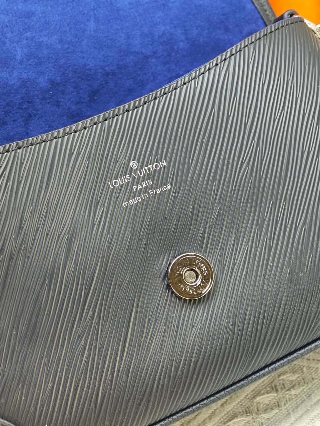 Louis Vuitton Ridged Flap Shoulder Bag — detail