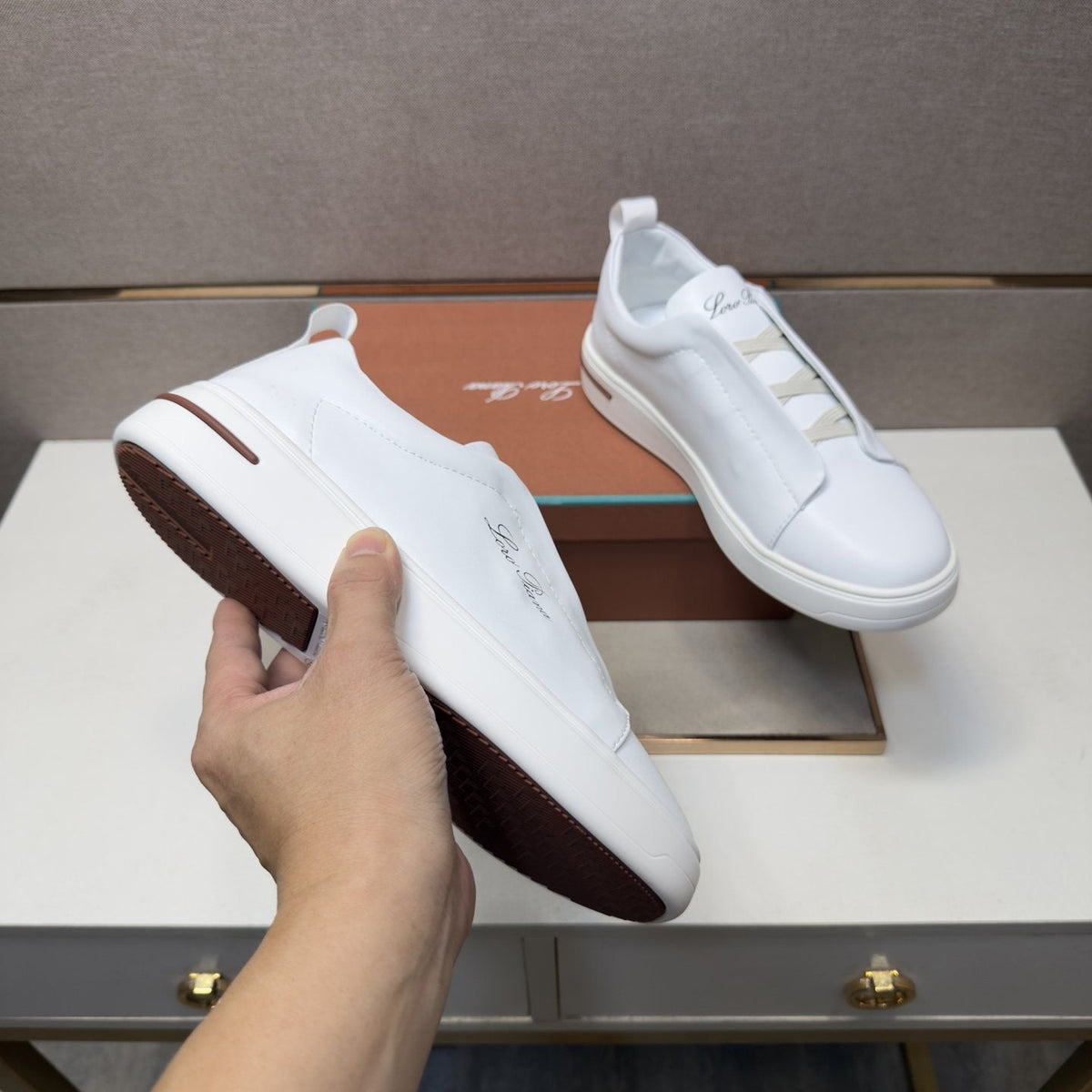 Loro Piana White Band-Detail Low-Top Sneakers — model