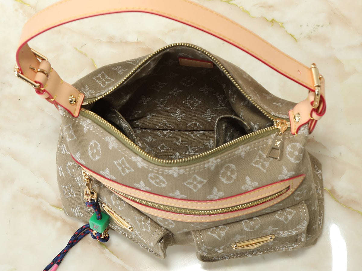 Louis Vuitton Denim Rendez-Vous Baggy Shoulder Bag — detail