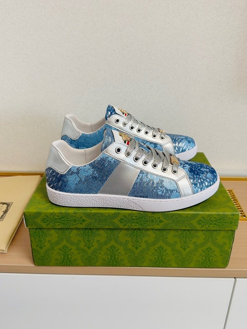 Gucci Men's Patterned Low-Top Sneakers — front