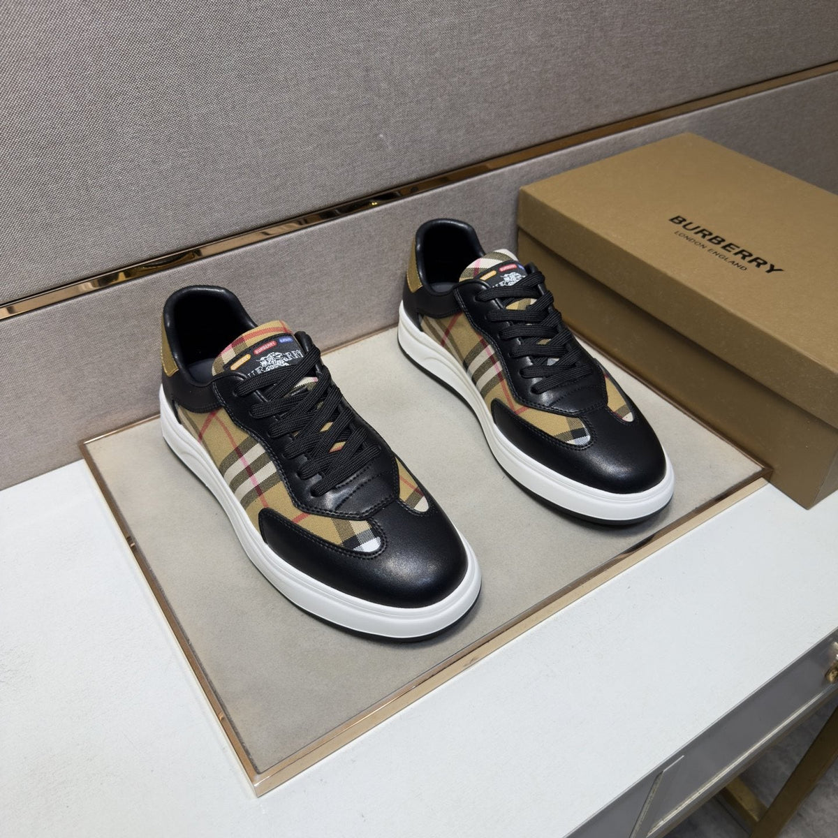 Burberry Plaid-Panel Low-Top Sneakers — front