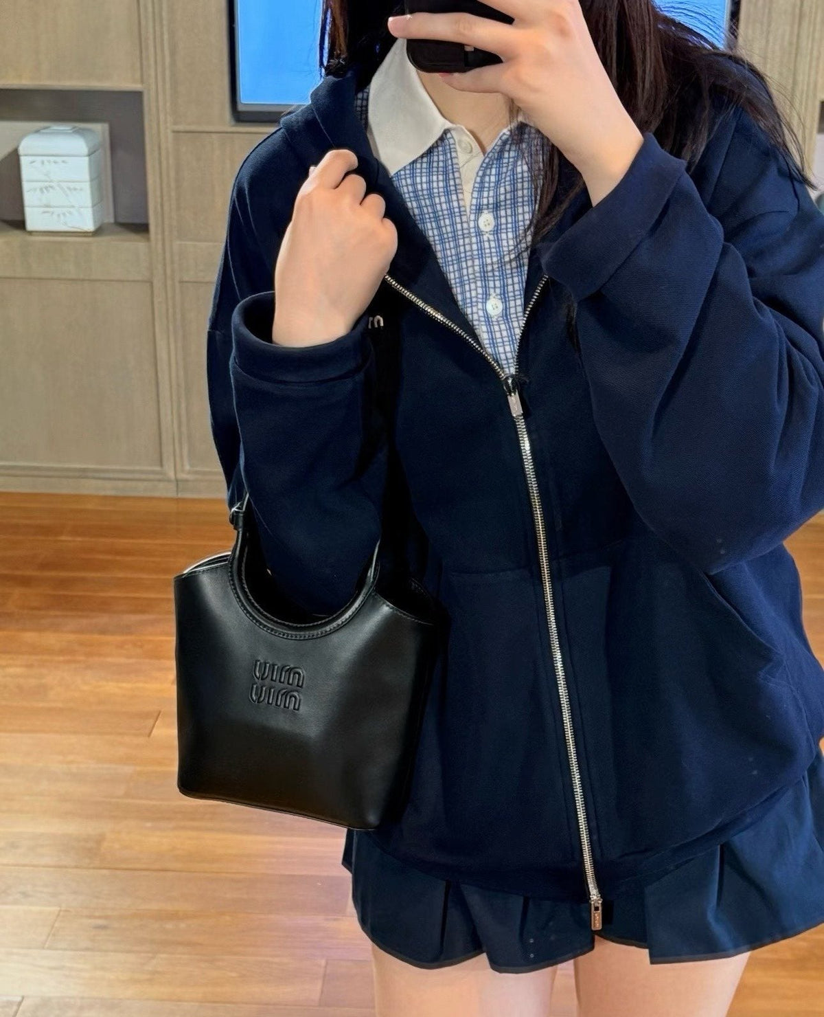 Miu Miu Ivy Circular-Handle Handbag — model