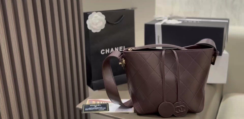 Chanel Diamond-Quilted Pendant Bucket Bag — front