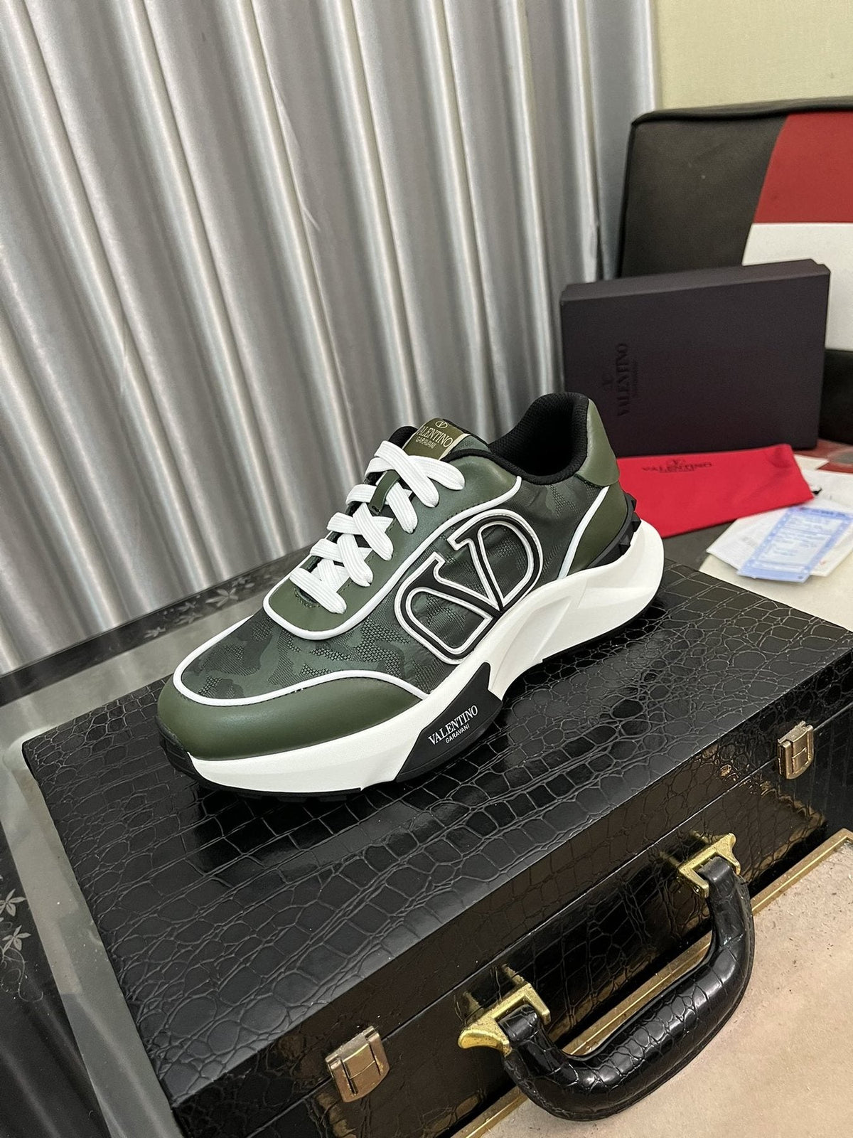 Outlined Emblem Low-Top Sneakers — front