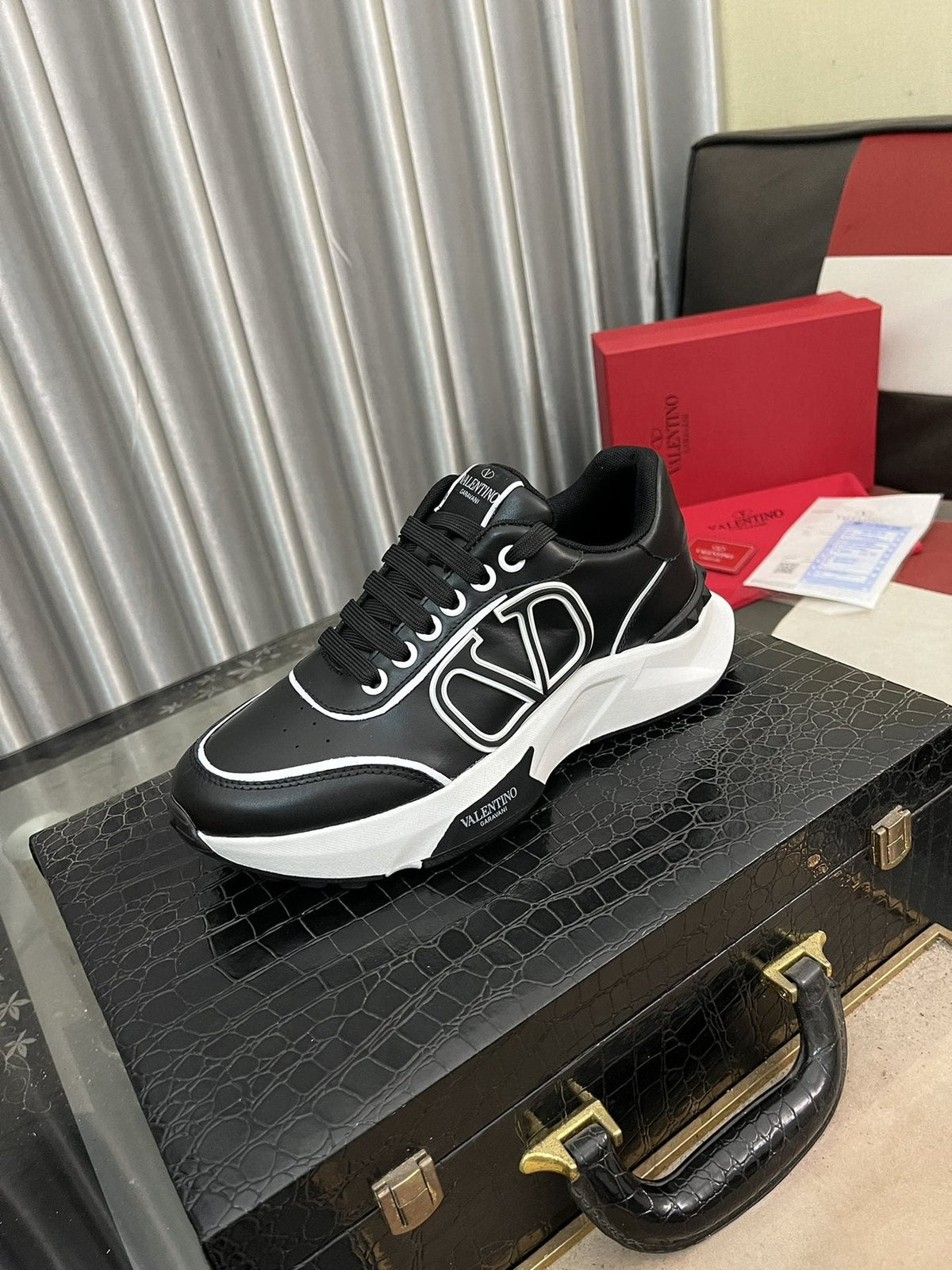 Outlined Emblem Low-Top Sneakers — front