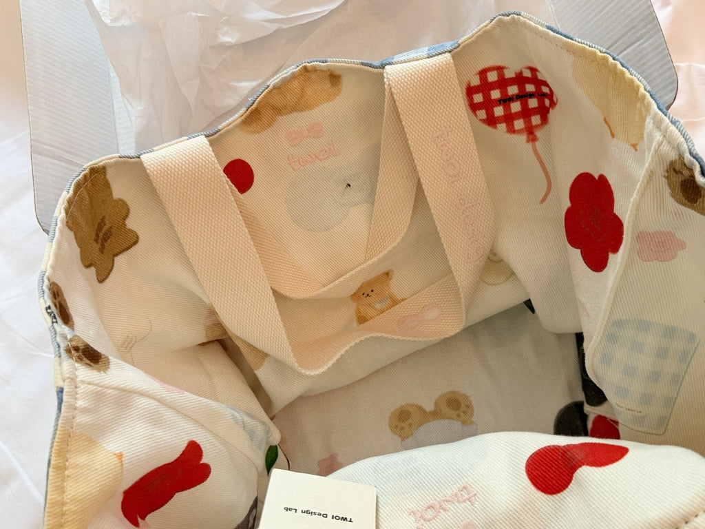 TWOI Bear-Print Checked-Trim Tote Bag — detail