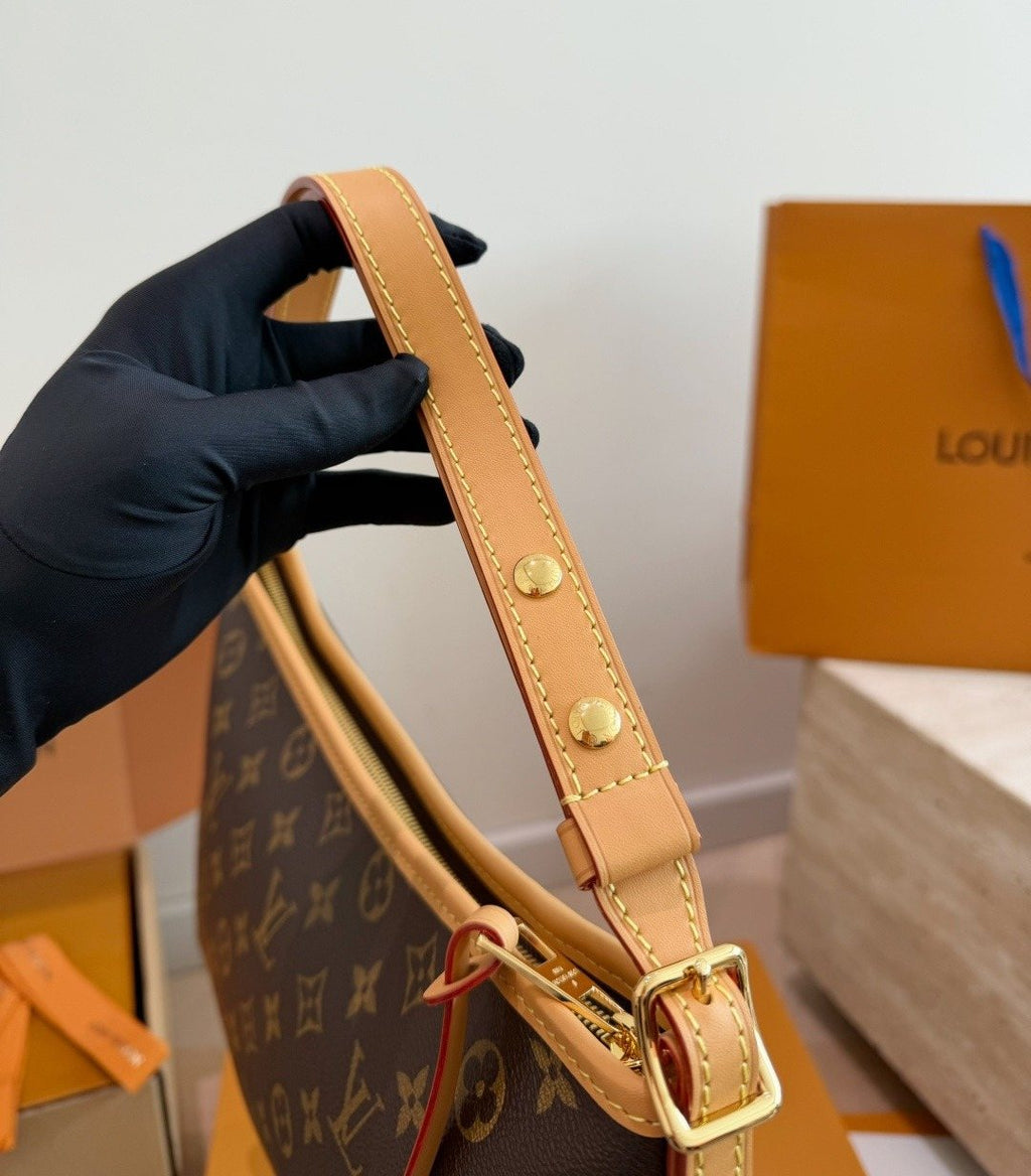 Louis Vuitton Carryall Horizontal Monogram Shoulder Bag — detail