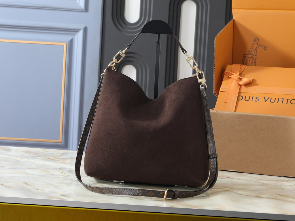 Louis Vuitton Multipass Shoulder Bag — back