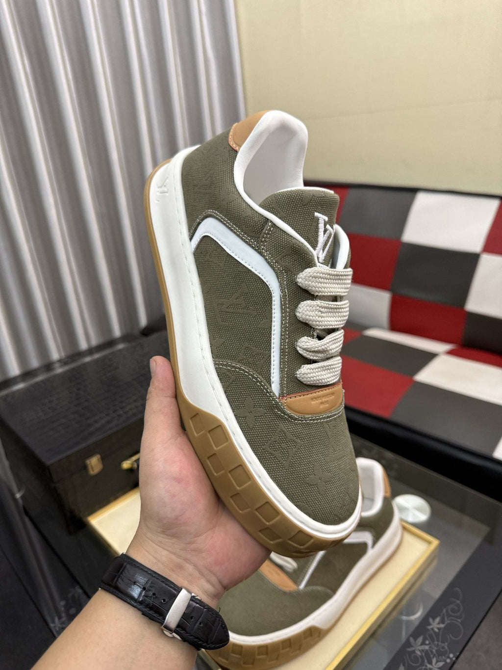 Louis Vuitton Patterned Low-Top Sneakers — model