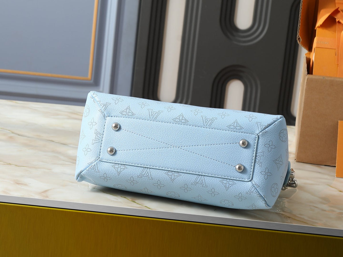 Louis Vuitton Mahina Hand It All Shoulder Bag — detail
