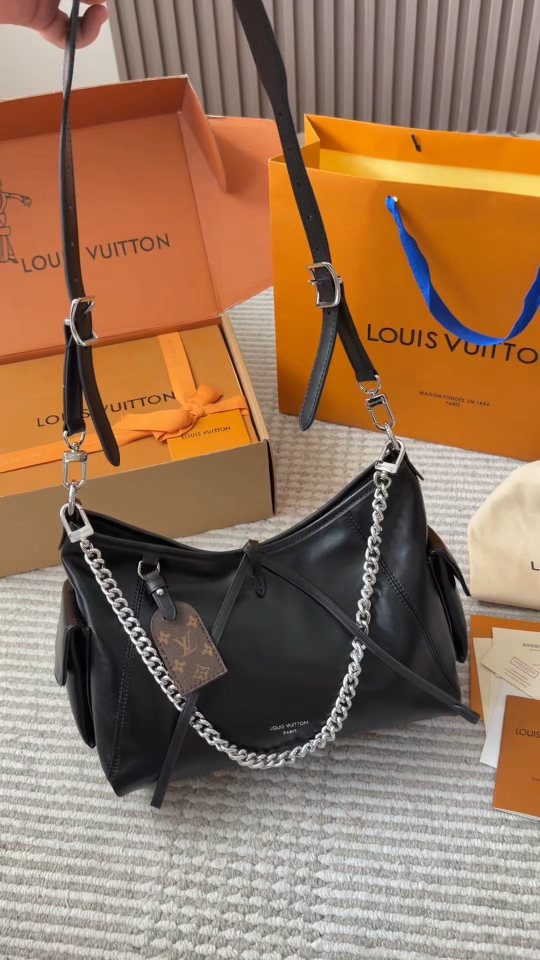 Louis Vuitton Carryall Vibe BB Black Shoulder Bag — hero