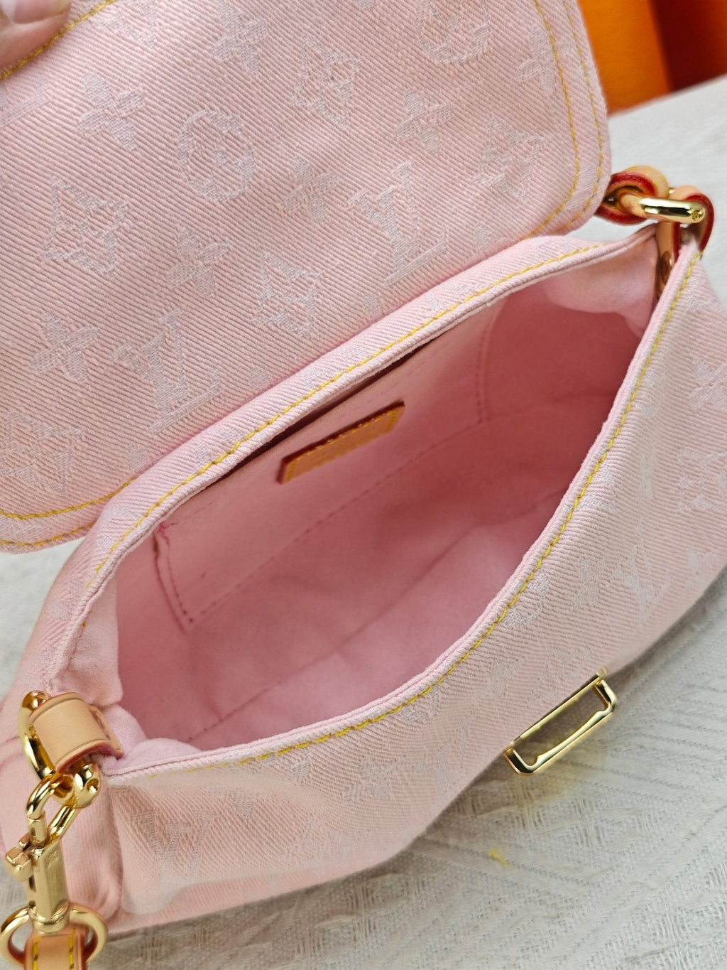 Louis Vuitton Pink Monogram Flap Shoulder Bag — detail