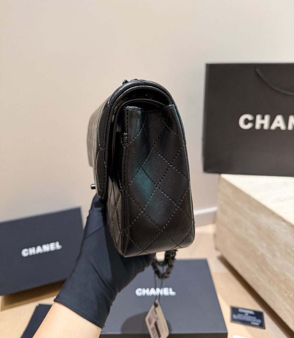Chanel Black Diamond-Quilted Flap Shoulder Bag — side