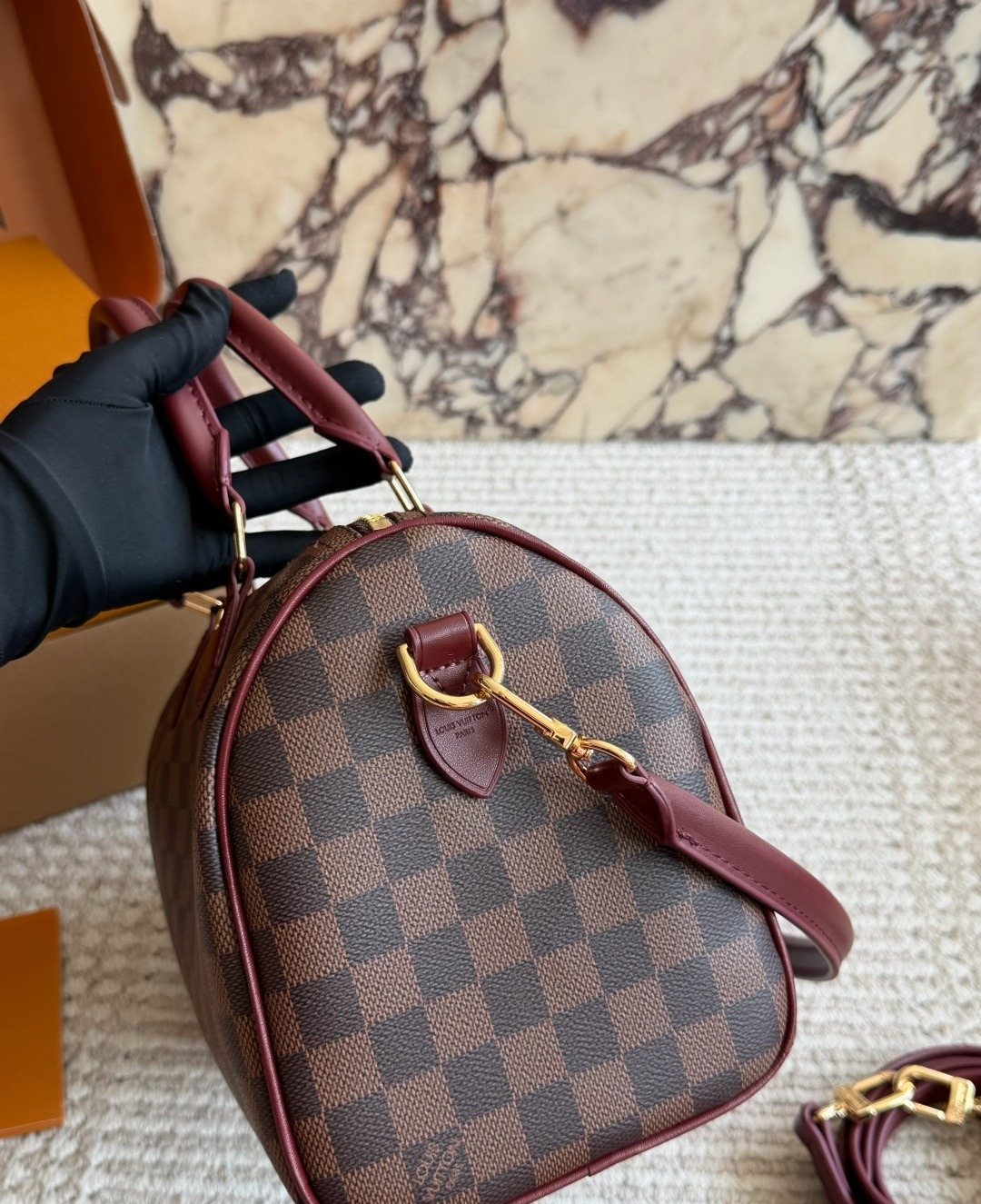 Louis Vuitton Speedy Checkerboard Bag with Burgundy Trim — detail